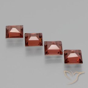 Shop natural 2.60ct ディープレッド ロードライトガーネット gems, 四角形, from モザンビーグ at GemSelect. In stock, global shipping!