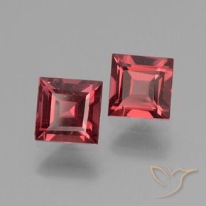 Shop natural 1.48ct スカーレットレッド ロードライトガーネット gems, 四角形, from モザンビーグ at GemSelect. In stock, global shipping!