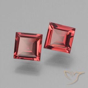 Shop natural 1.42ct スカーレットレッド ロードライトガーネット gems, 四角形, from モザンビーグ at GemSelect. In stock, global shipping!
