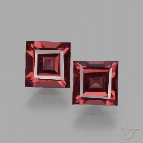 Shop natural 1.48ct ピンクがかったレッド ロードライトガーネット gems, 四角形, from モザンビーグ at GemSelect. In stock, global shipping!