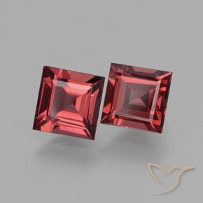 Shop natural 1.48ct ピンクがかったレッド ロードライトガーネット gems, 四角形, from モザンビーグ at GemSelect. In stock, global shipping!