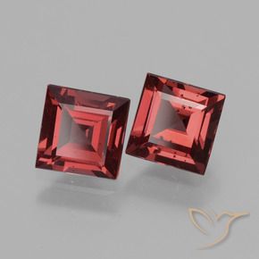 Shop natural 1.72ct スカーレットレッド ロードライトガーネット gems, 四角形, from モザンビーグ at GemSelect. In stock, global shipping!