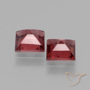 Shop natural 1.52ct スカーレットレッド ロードライトガーネット gems, 四角形, from モザンビーグ at GemSelect. In stock, global shipping!