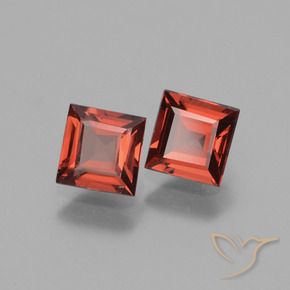 Shop natural 1.45ct ディープレッド ロードライトガーネット gems, 四角形, from モザンビーグ at GemSelect. In stock, global shipping!