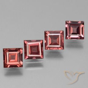 Shop natural 2.87ct 薄いスカーレットレッド ロードライトガーネット gems, 四角形, from モザンビーグ at GemSelect. In stock, global shipping!