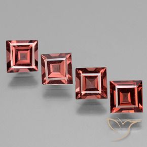 Shop natural 2.96ct 濃いブリックレッド ロードライトガーネット gems, 四角形, from モザンビーグ at GemSelect. In stock, global shipping!