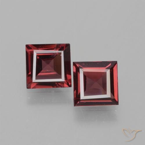 Shop natural 1.37ct ミディアムレッド ロードライトガーネット gems, 四角形, from モザンビーグ at GemSelect. In stock, global shipping!