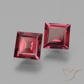 Shop natural 1.50ct ミディアムレッド ロードライトガーネット gems, 四角形, from モザンビーグ at GemSelect. In stock, global shipping!