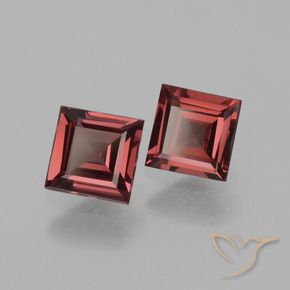 Shop natural 1.45ct ディープレッド ロードライトガーネット gems, 四角形, from モザンビーグ at GemSelect. In stock, global shipping!
