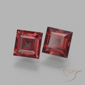 Shop natural 1.53ct ディープレッド ロードライトガーネット gems, 四角形, from モザンビーグ at GemSelect. In stock, global shipping!
