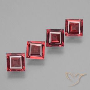 Shop natural 2.33ct スカーレットレッド ロードライトガーネット gems, 四角形, from モザンビーグ at GemSelect. In stock, global shipping!