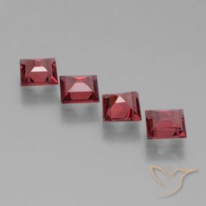 Shop natural 2.06ct ピンクがかったレッド ロードライトガーネット gems, 四角形, from モザンビーグ at GemSelect. In stock, global shipping!