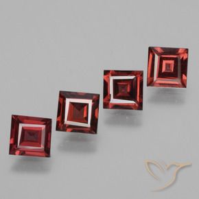 Shop natural 2.70ct ミディアムレッド ロードライトガーネット gems, 四角形, from モザンビーグ at GemSelect. In stock, global shipping!