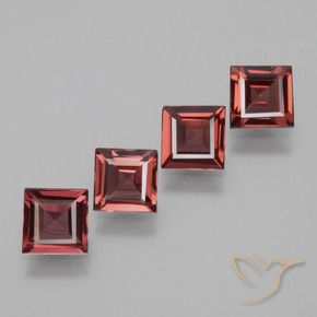 Shop natural 2.40ct ダークレッド ロードライトガーネット gems, 四角形, from モザンビーグ at GemSelect. In stock, global shipping!
