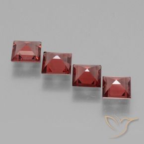 Shop natural 2.20ct ミディアムレッド ロードライトガーネット gems, 四角形, from モザンビーグ at GemSelect. In stock, global shipping!