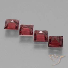 Shop natural 2.81ct ミディアムレッド ロードライトガーネット gems, 四角形, from モザンビーグ at GemSelect. In stock, global shipping!