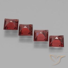 Shop natural 2.81ct スカーレットレッド ロードライトガーネット gems, 四角形, from モザンビーグ at GemSelect. In stock, global shipping!
