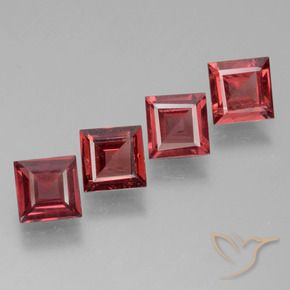 Shop natural 2.60ct ディープレッド ロードライトガーネット gems, 四角形, from モザンビーグ at GemSelect. In stock, global shipping!