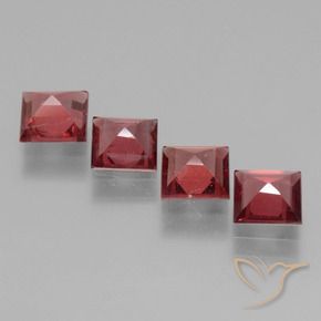 Shop natural 2.60ct ディープレッド ロードライトガーネット gems, 四角形, from モザンビーグ at GemSelect. In stock, global shipping!