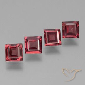 Shop natural 2.60ct メルローレッド ロードライトガーネット gems, 四角形, from モザンビーグ at GemSelect. In stock, global shipping!