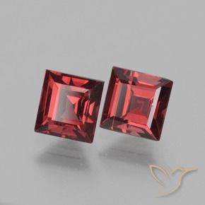 Shop natural 1.61ct ディープレッド ロードライトガーネット gems, 四角形, from モザンビーグ at GemSelect. In stock, global shipping!