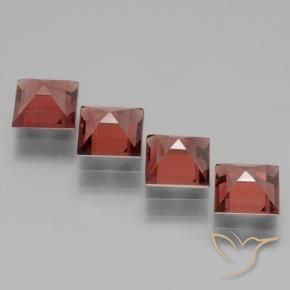 Shop natural 3.18ct スカーレットレッド ロードライトガーネット gems, 四角形, from モザンビーグ at GemSelect. In stock, global shipping!