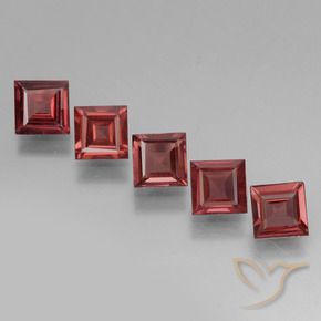 Shop natural 3.22ct メルローレッド ロードライトガーネット gems, 四角形, from モザンビーグ at GemSelect. In stock, global shipping!