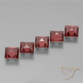 Shop natural 3.22ct メルローレッド ロードライトガーネット gems, 四角形, from モザンビーグ at GemSelect. In stock, global shipping!