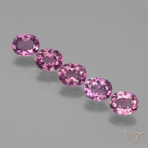 Shop natural 2.93ct 赤みがかったパープル ロードライトガーネット gems, 楕円形, from タンザニア at GemSelect. In stock, global shipping!