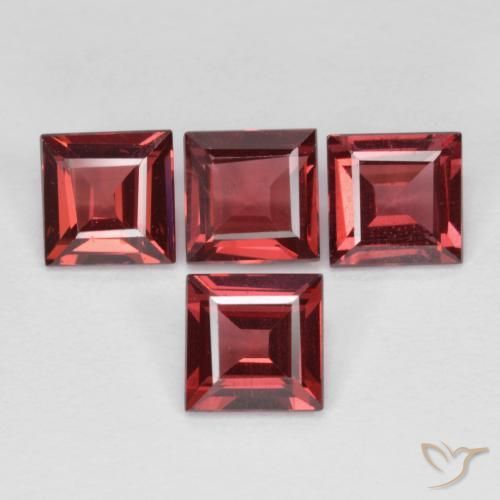 Shop natural 3.12ct 濃いレッドワイン ロードライトガーネット gems, 四角形, from モザンビーグ at GemSelect. In stock, global shipping!