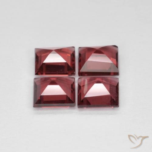 Shop natural 3.12ct 濃いレッドワイン ロードライトガーネット gems, 四角形, from モザンビーグ at GemSelect. In stock, global shipping!