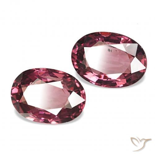 Shop natural 1.88ct 濃いマゼンタ ロードライトガーネット gems, オーバルカット, from モザンビーグ at GemSelect. In stock, global shipping!