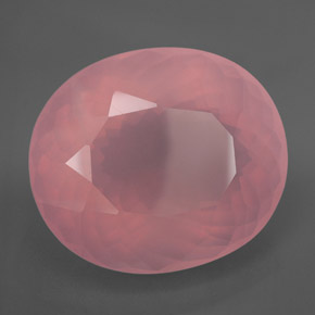 150.95カラットの天然ピンクローズクォーツ（37.6×32.3 mm・透明）