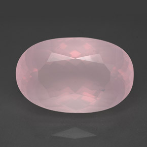 138.35カラットの天然ピンクローズクォーツ（40.2×25.7 mm・透明）