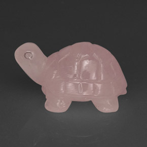21.81カラットの天然ピンクローズクォーツ（22.4×14.6 mm・透明）