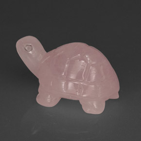 21.81カラットの天然ピンクローズクォーツ（22.4×14.6 mm・透明）