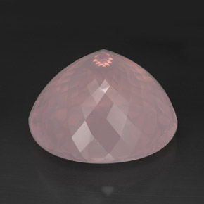 170.60カラットの天然ピンクローズクォーツ（35.8×27.3 mm・透明）