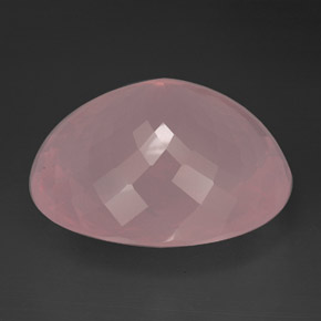 173.95カラットの天然ピンクローズクォーツ（39.5×33 mm・透明）