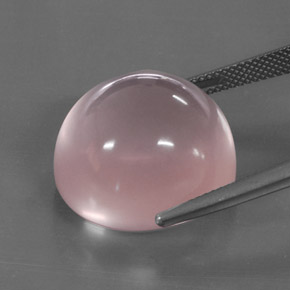 35.23カラットの天然ピンクローズクォーツ（19.4×18.3 mm・透明）