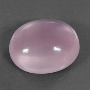 31.69カラットの天然ピンクローズクォーツ（22.1×19.1 mm・オーバルカット）