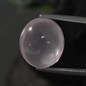 11.10カラットの天然ピンクローズクォーツ（13.9×12.1 mm・オーバルカット）