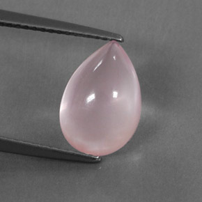 3.36カラットの天然ピンクローズクォーツ（12×8.2 mm・透明）