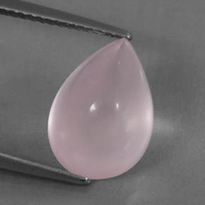 5.86カラットの天然ピンクローズクォーツ（13×9.3 mm・透明）