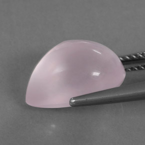 5.86カラットの天然ピンクローズクォーツ（13×9.3 mm・透明）