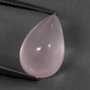 5.61カラットの天然ピンクローズクォーツ（13.9×9.1 mm・透明）