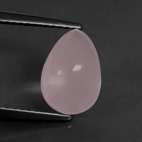 2.69カラットの天然ピンクローズクォーツ（10.2×7.1 mm・透明）