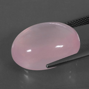 23.66カラットの天然ピンクローズクォーツ（20×14.9 mm・透明）