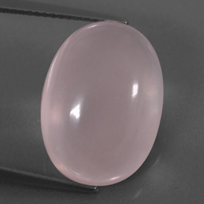 14.92カラットの天然ピンクローズクォーツ（18.1×13.2 mm・透明）