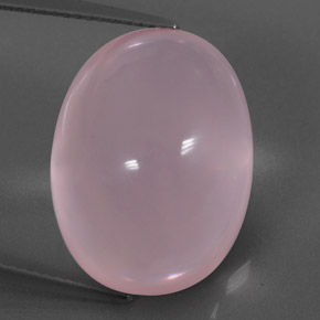 25.15カラットの天然ピンクローズクォーツ（19.9×15.1 mm・透明）