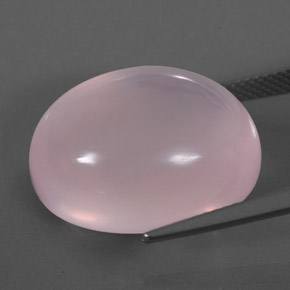 26.27カラットの天然ピンクローズクォーツ（20.3×15.3 mm・透明）